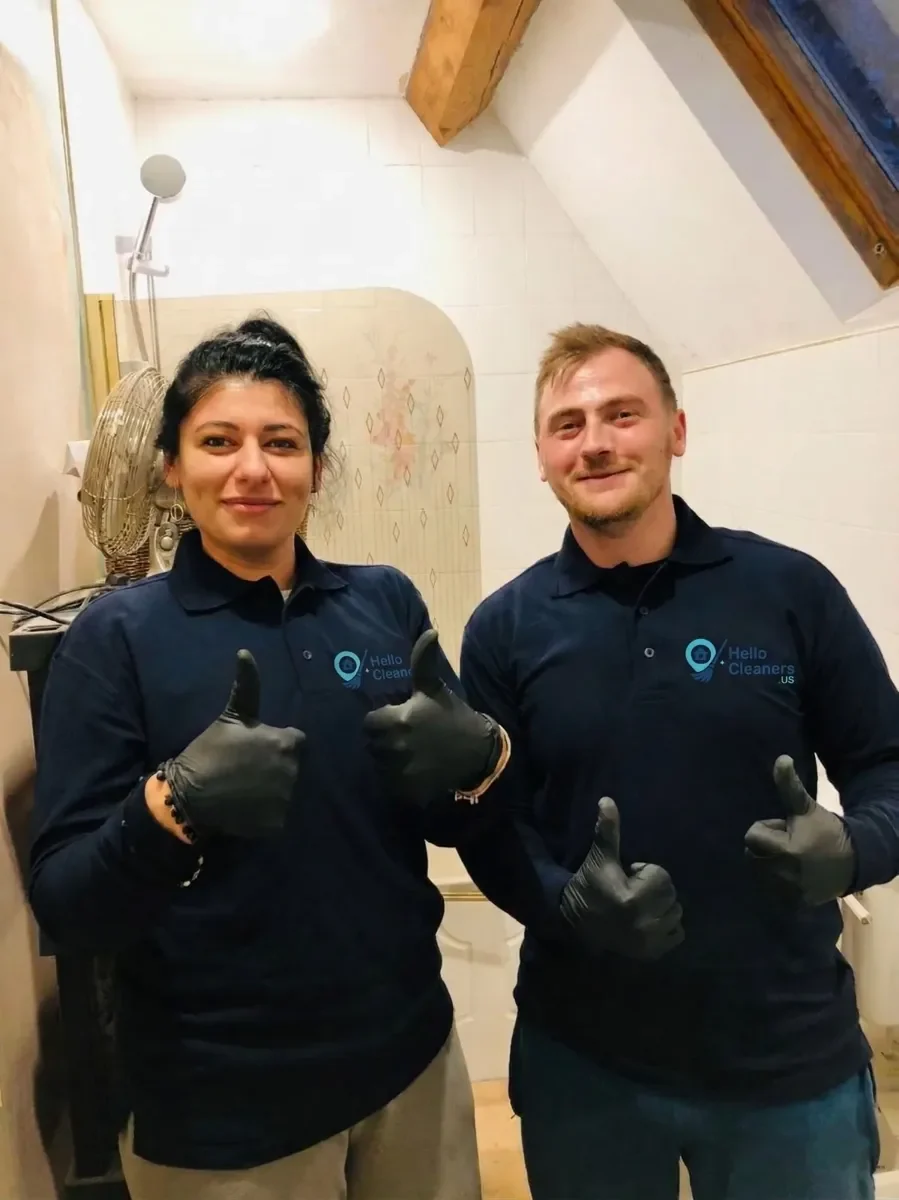 Hello Cleaners cleaners giving a thumbs up